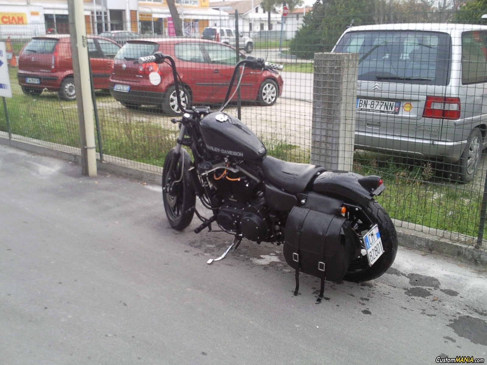 Sportster 883 VENDESI | CustomMANIA.com
