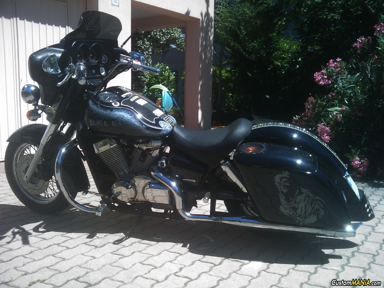 Honda shadow top 750 bagger