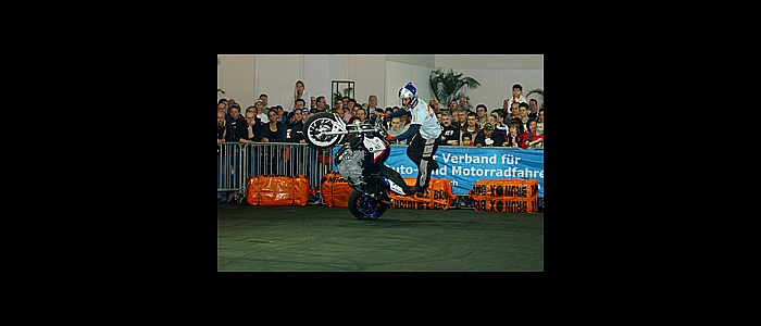 salone-dei-motocicli-degli-scooter-e-del-tuning.2007-639-7725