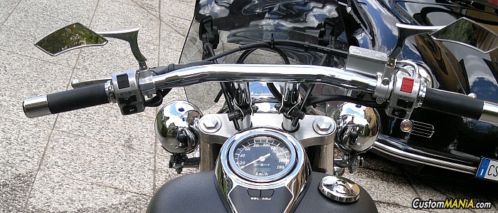 suzuki-intruder-volusia-800
