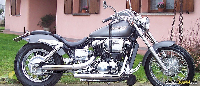 honda-vt-750-black-widow