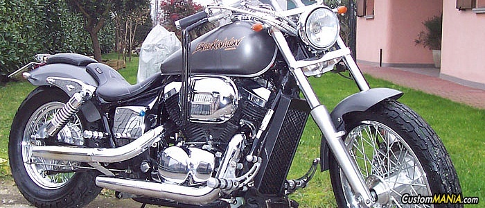 honda-vt-750-black-widow