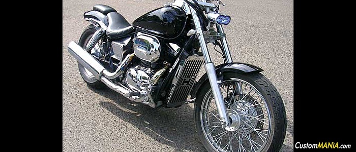 honda-vt-750-black-widow