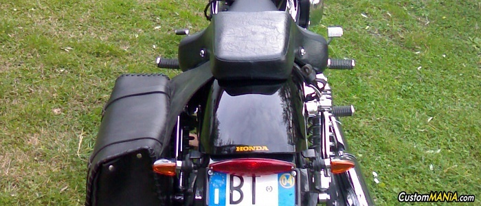 honda-vt-750-black-widow