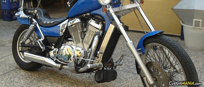 suzuki-intruder-800