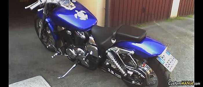 honda-vt-750-black-widow