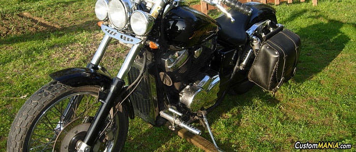 honda-vt-750-black-widow