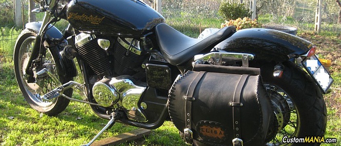 honda-vt-750-black-widow