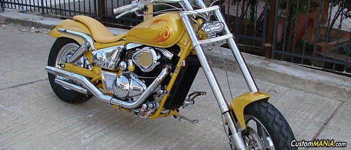 suzuki-marauder-800