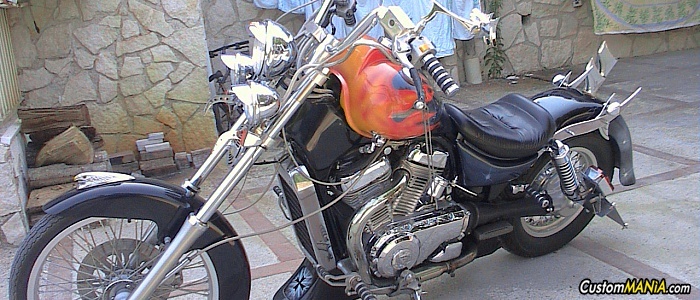 suzuki-intruder-800