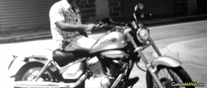 suzuki-intruder-250