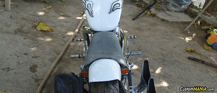 suzuki-intruder-800
