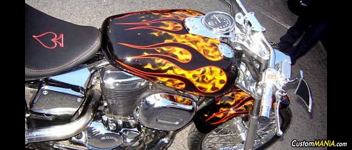 honda-vt-750-black-widow