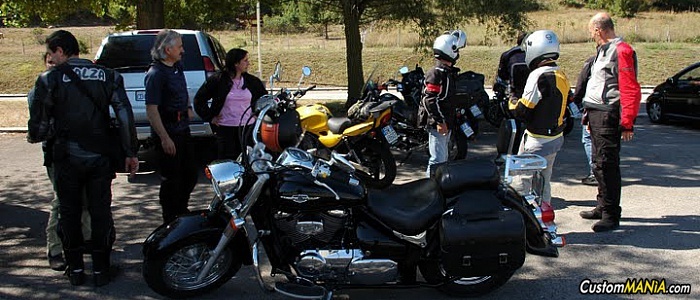 suzuki-intruder-volusia-800