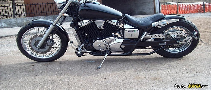 honda-vt-750-black-widow