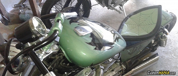 suzuki-intruder-800