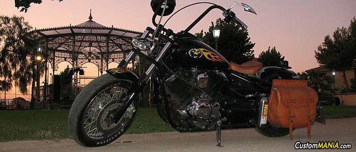 yamaha-xvs-1100-drag-star