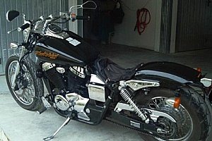 honda-vt-750-black-widow