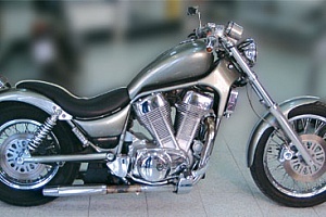 suzuki-intruder-1400