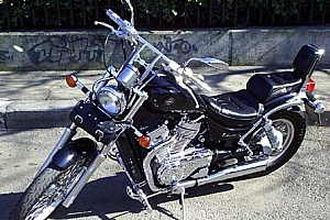 suzuki-intruder-800