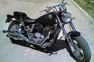 suzuki-marauder-800