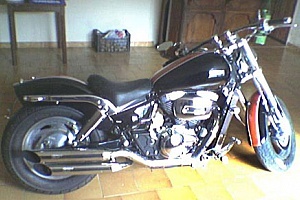 suzuki-marauder-800