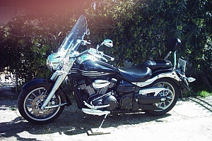 yamaha-xv-1900-midnight-star