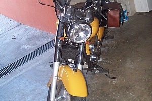 suzuki-intruder-250