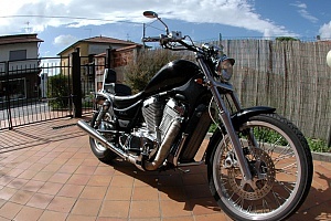 suzuki-intruder-800