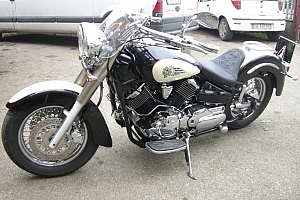 yamaha-xvs-1100-drag-star-classic