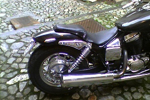 honda-vt-750-black-widow