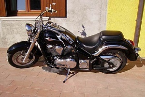 kawasaki-vn-900-classic