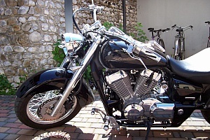 honda-vt-750-shadow