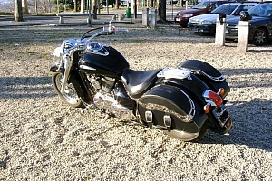 suzuki-intruder-volusia-800