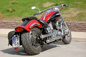 yamaha-xvs-1100-drag-star