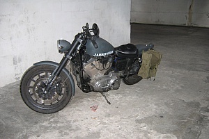 harley-davidson-sportster-xl883-hugger