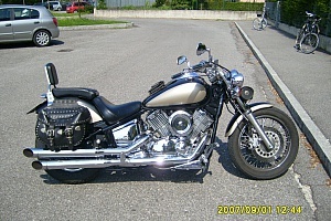 yamaha-xvs-1100-drag-star