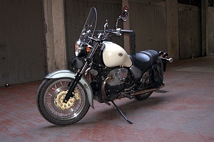 guzzi-stone