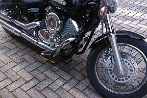 yamaha-xvs-1100-drag-star