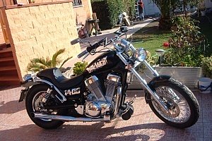 suzuki-intruder-1400