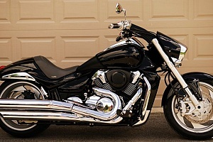 suzuki-intruderboulevard-1800