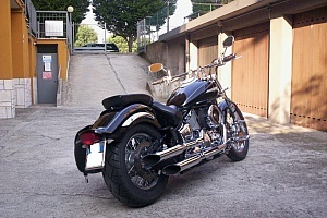 yamaha-xvs-1100-drag-star