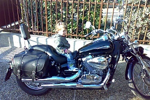 honda-vt-750-black-widow