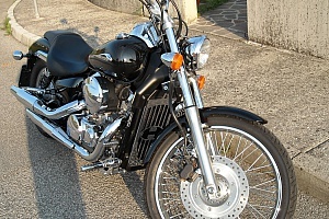 honda-vt-750-black-widow