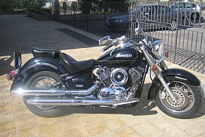 yamaha-xvs-1100-drag-star