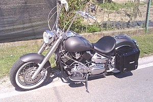 yamaha-xvs-1100-drag-star-classic