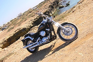 yamaha-xvs-650-drag-star