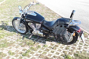 honda-vt-750-black-widow