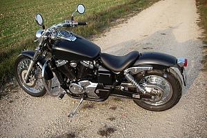 honda-vt-750-black-widow