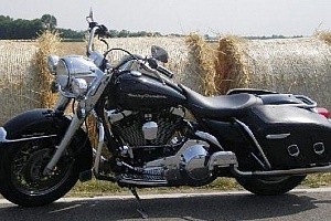 harley-davidson-touring-flhrc-road-king-classic